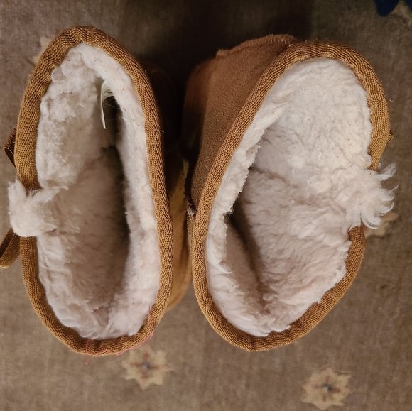 Koolaburro by UGGS camel suede leather youth girls size 4 GUC - Picture 5 of 10